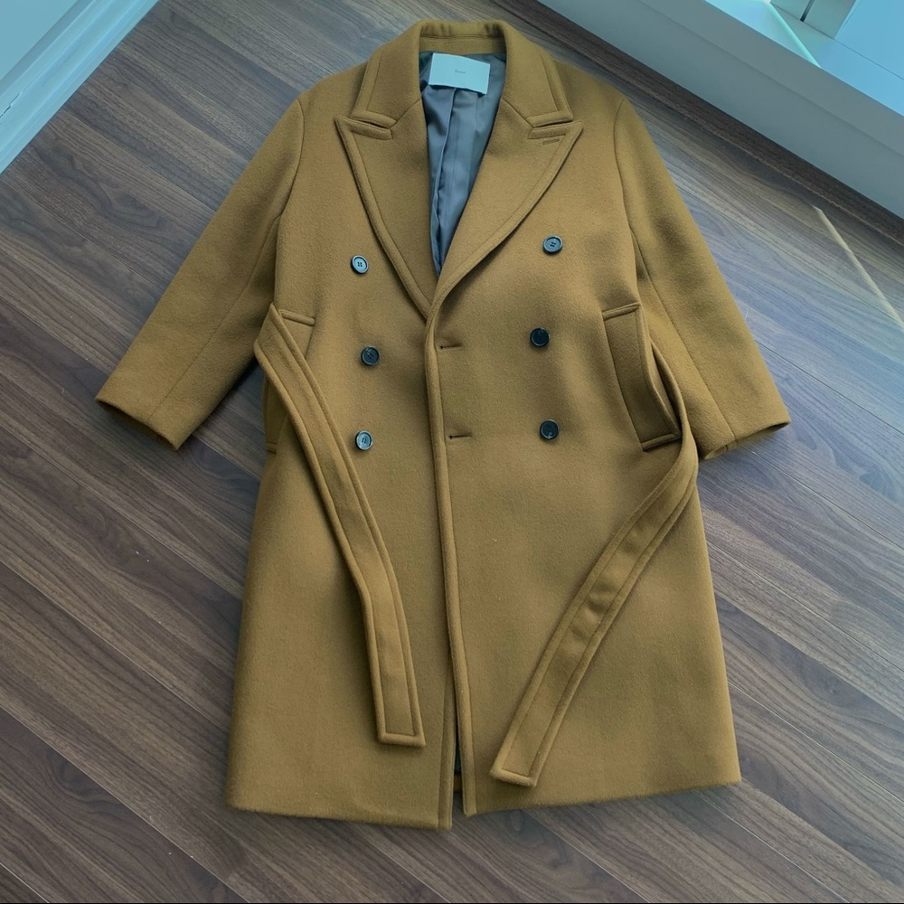 Dunst Men’s Double Breasted and Belted Camel Coat, Size Small